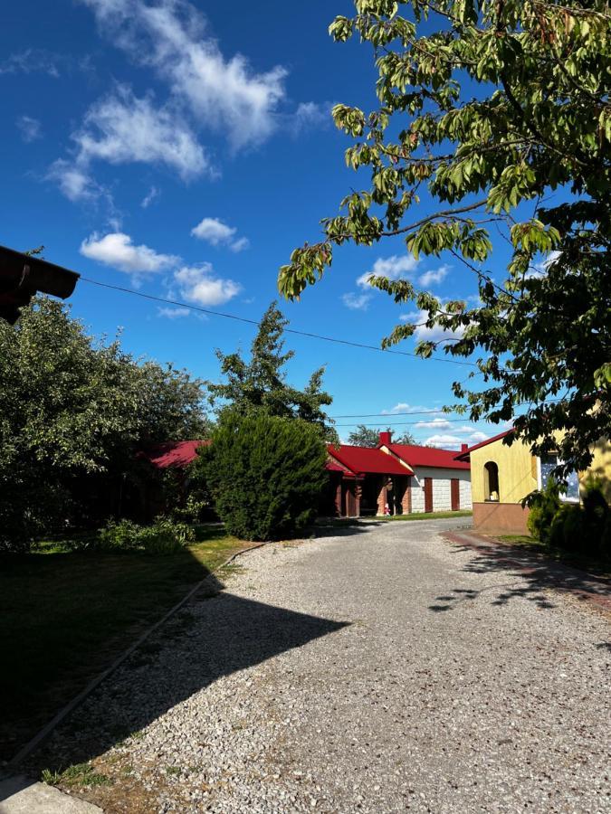 Agroturystyka Nielisz Zamosc - Kwatery Przy Skansenie Eksteriør billede
